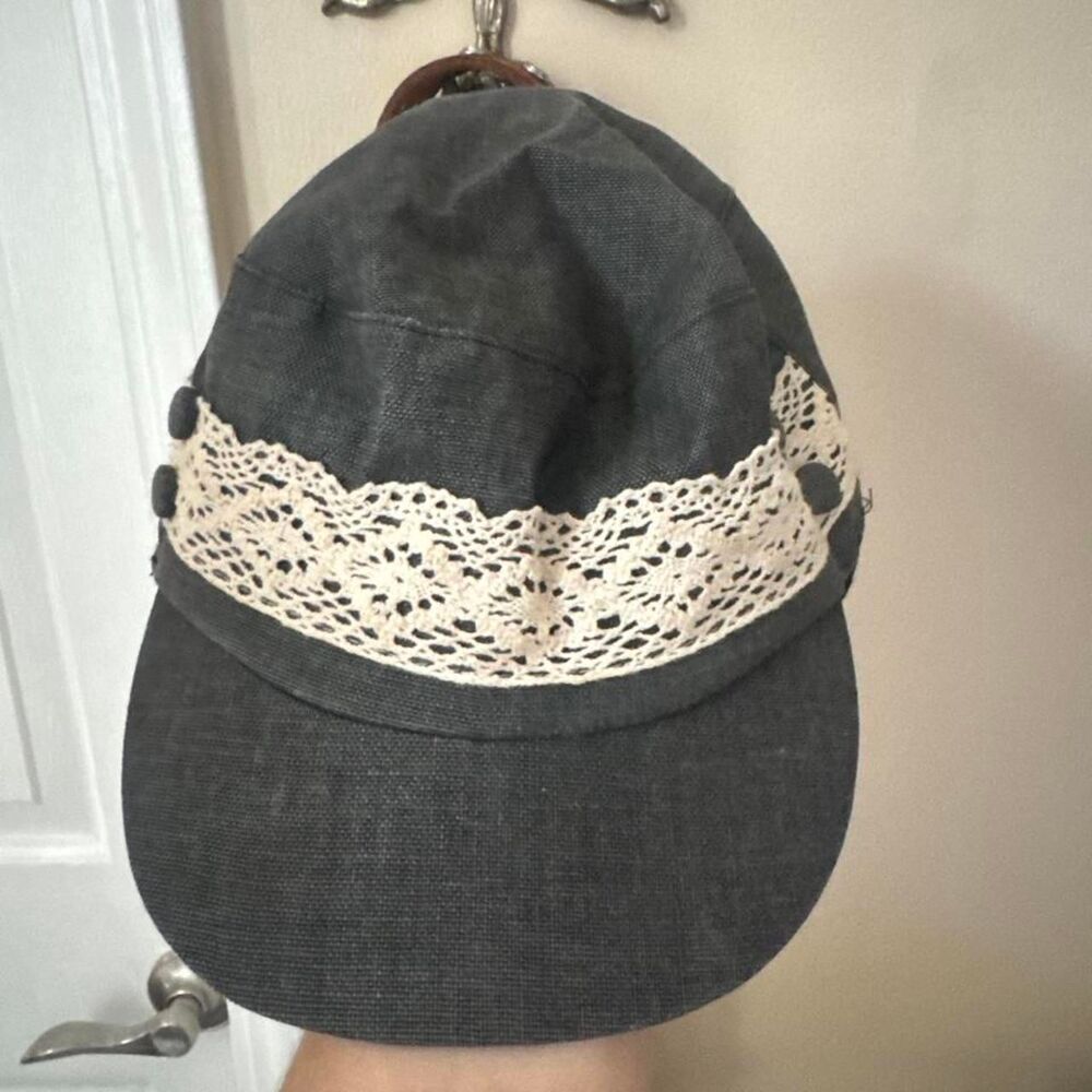 American-vintage Women's Grey and Black Hat